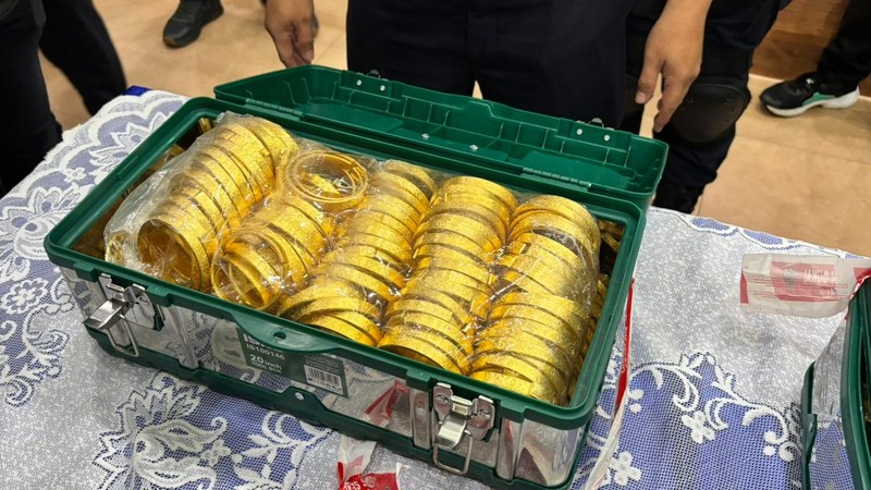 Konferensi pers penindakan ekspor 190 kilogram emas dan perhiasan, Selasa (28/4/2026). (CNBC Indonesia/Zahwa Madjid)