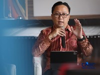 Executive Director, Institutional Banking Group Bank DBS Indonesia Ello Hanson, menyampaikan pemaparan dalam acara Coffee Morning dengan tema "Securing Indonesia Food Sovereignty through Value Chain and Financing Amid Global Disruption" di Parle Sena