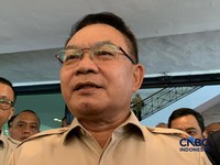 Kantor Staf Kepresidenan (KSP) Dudung Abdurachman, di Gedung Bina Graha, Jakarta, Selasa (28/4/2026). (CNBC Indonesia/Emir Yanwardhana)