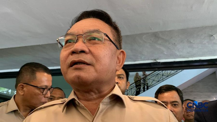 Kantor Staf Kepresidenan (KSP) Dudung Abdurachman, di Gedung Bina Graha, Jakarta, Selasa (28/4/2026). (CNBC Indonesia/Emir Yanwardhana)
