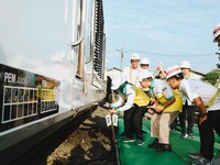 Kementerian Energi dan Sumber Daya Mineral (ESDM) dengan menginisiasi uji penggunaan B50 pada sektor perkeretaapian yang berlangsung di Yogyakarta, Senin (27/4/2026). (ESDM)