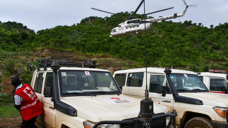 Kondisi usai kecelakaan pesawat di Juda, Sudan Selatan, Senin (27/4/2026). (REUTERS/Samir Bol)
