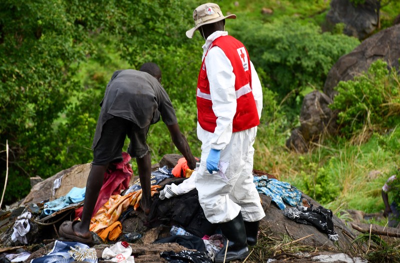 Kondisi usai kecelakaan pesawat di Juda, Sudan Selatan, Senin (27/4/2026). (REUTERS/Samir Bol)