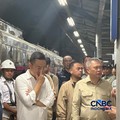 Menteri Perhubungan Dudy Purwagandhi mendatangi langsung emplasemen Stasiun Bekasi Timur tempat kejadian tabrakan KA Argo Bromo Anggrek dengan KRL.