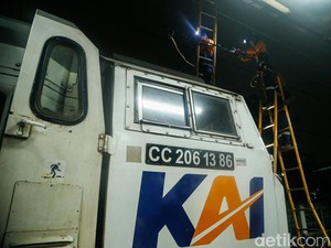 Kronologi Tabrakan Argo Bromo Anggrek Berawal dari KRL Tertemper Mobil