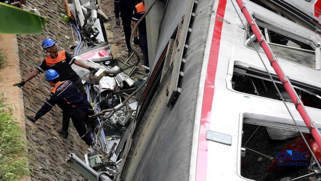 Menkomdigi Minta Warga Setop Sebar Hoaks Tabrakan Kereta di Bekasi