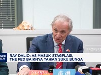 Ray Dalio: AS Masuk Stagflasi, The Fed Baiknya Tahan Suku Bunga