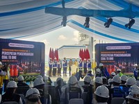 Acara peresmian groundbreaking Proyek Hilirisasi Fase ke-2 pengembangan batu bara menjadi Dimethyl Ether (DME) di Kawasan Industri Bukit Asam PTBA di Tanjung Enim, Sumatra Selatan, Rabu (29/4/2026). (CNBC Indonesoa/Verda Nano Setiawan)