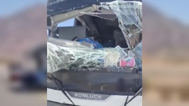 Penampakan Bus Jemaah Haji RI Usai Kecelakaan di Jabal Magnet