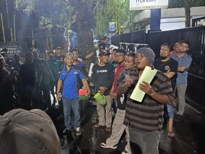 Tuntutan Dipenuhi, Demo Sopir Truk di Jagir Wonokromo Surabaya Bubar