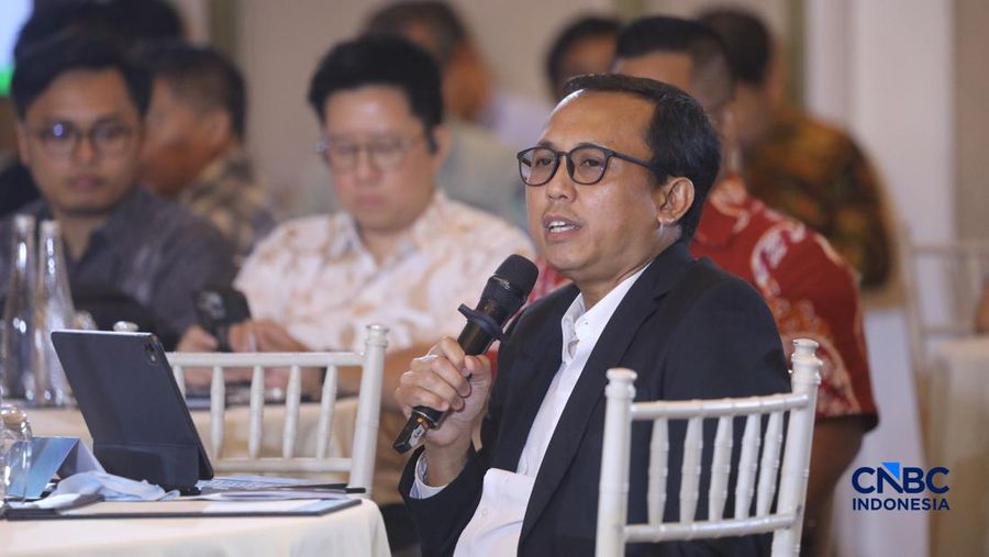 Direktur industri permesinan dan alat mesin pertanian/IMPM Kemenperin Solehan dalam acara EV Transition in Mining Industry Outlook 2026 di Jakarta, Rabu (29/4/2026). (CNBC Indonesia/Tri Susilo)