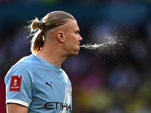 Haaland: Tunggu City Musim Depan