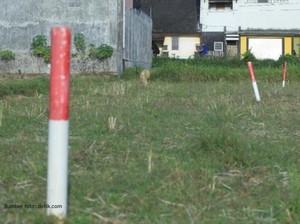 Punya Tanah Kosong? Wajib Lakukan 4 Hal Ini Biar Tak Diserobot Orang
