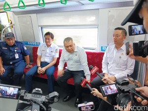 Menhub Jajal KRL Bekasi Timur-Cikarang, Operasional Mulai Normal Bertahap