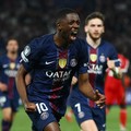 Ousmane Dembele merayakan gol ketiga Paris Saint-Germain saat menghadapi Bayern Munich pada leg pertama semifinal Liga Champions UEFA di Parc des Princes, Selasa (28/4/2026). (REUTERS/Gonzalo Fuentes)