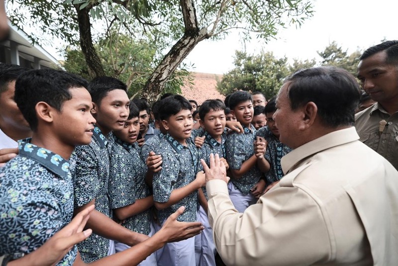 Presiden Prabowo Subianto mengunjungi SMA Negeri 1 Cilacap, Rabu (29/4/2026). (Dok. Tim Media Presiden)