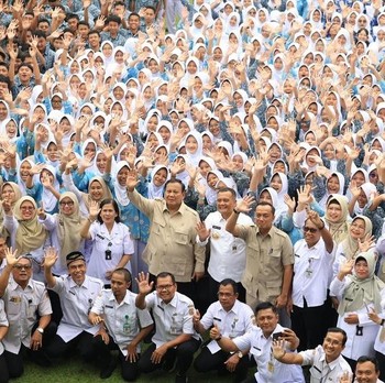 Presiden Prabowo Subianto mengunjungi SMA Negeri 1 Cilacap, Rabu (29/4/2026). (Dok. Tim Media Presiden)
