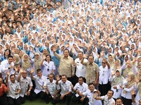 Presiden Prabowo Subianto mengunjungi SMA Negeri 1 Cilacap, Rabu (29/4/2026). (Dok. Tim Media Presiden)