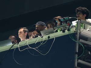 Nggak Lagi-lagi Kompany Nonton Bayern dari Tribune