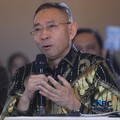 Wakil Ketua Umum I Asosiasi Jasa Pertambangan Indonesia, Ahmad Kharis menyampaikan pemaparan dalam acara EV Transition in Mining Industry Outlook 2026 di Jakarta, Rabu (29/4/2026). (CNBC Indonesia/Tri Susilo)