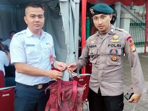 HP hingga Tas Tertinggal di KRL yang Tabrakan di Bekasi Timur, Ini Cara Ambilnya