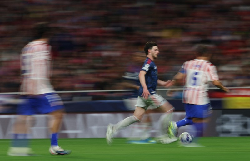 Declan Rice dari Arsenal terlihat usai pertandingan melawan Atletico Madrid pada leg pertama semifinal Liga Champions UEFA di Riyadh Air Metropolitano, Rabu (29/4/2026). (REUTERS/Violeta Santos Moura)