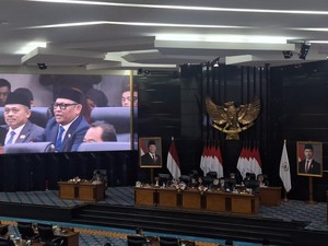 Rapat Paripurna, Sejumlah Legislator DKI Minta Sekolah Gratis Ditambah