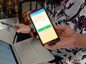 Tarif Aplikasi Absen Fiktif Bikinan Tersangka 9 Guru ASN di Brebes