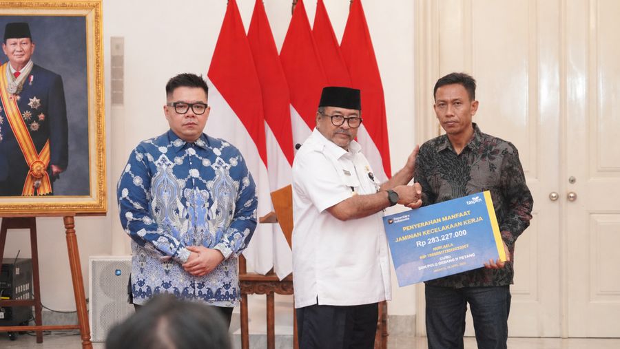 TASPEN Gerak Cepat Serahkan Santunan Rp283 Juta bagi Ahli Waris Guru Korban Kecelakaan Kereta di Bekasi Timur