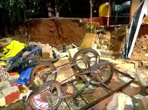 Tembok Runtuh di India, 7 Orang Tewas
