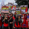 Massa buruh yang tergabung dalam Gerakan Serikat Pekerja Manufaktur Independen Indonesia (GSPMII) melakukan unjuk rasa saat peringatan Hari Buruh Internasional atau May Day di kawasan Patung Kuda, Jakarta, Kamis (1/5/2026). (CNBC Indonesia/Faisal Ra