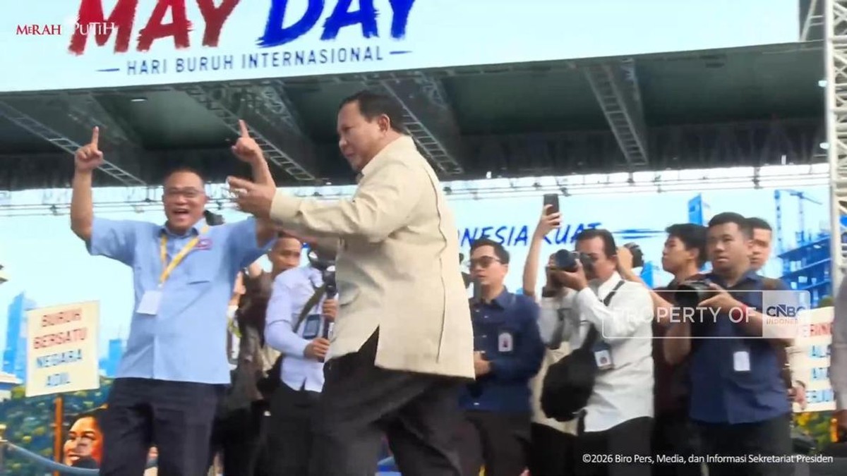 Video: Momen Prabowo Joget Silat Saat Hadiri May Day di Monas