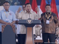 Presiden Prabowo Subianto menyampaikan sambutan dalam Peringatan Hari Buruh Internasional di Monumen Nasional (Monas), Jakarta, Jumat (1/5/2026). (Tangkapan Layar Youtube/Sekretariat Presiden)