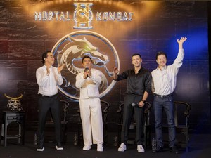 Aksi Saling Puji Joe Taslim dan Cast Mortal Kombat II