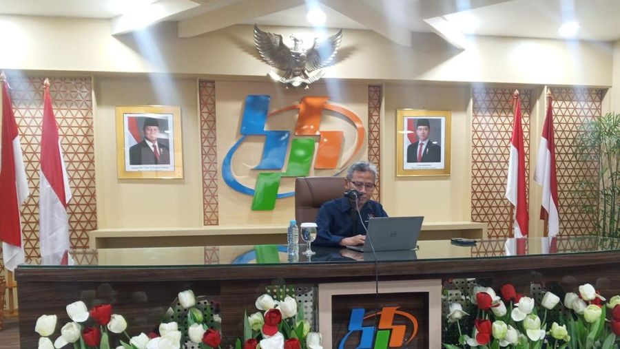 Deputi Bidang Statistik Distribusi dan Jasa Ateng Hartono saat rilis BPS, Senin (4/5/2026). (Tangkapan layar youtube BPS)