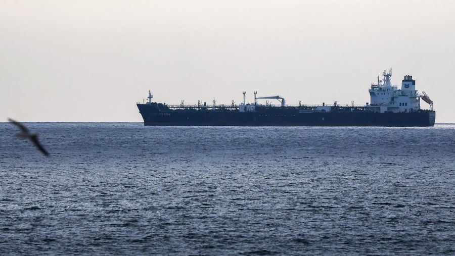 Ilustrasi kapal tanker. (Photo by Patrick T. Fallon / AFP)