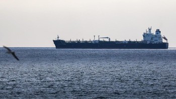 Ilustrasi kapal tanker. (Photo by Patrick T. Fallon / AFP)