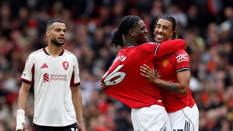 MU menaklukkan Liverpool dalam laga pekan ke-35 Premier League yang digelar di Old Trafford, Minggu (3/5/2026) malam WIB. Setan Merah memenangi pertandingan dengan skor 3-2. (Action Images via Reuters/Jason Cairnduff)