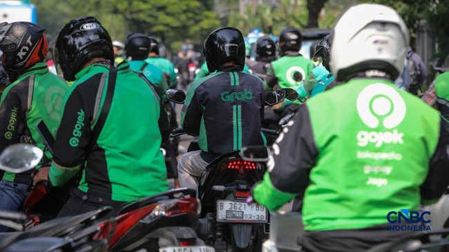 Prabowo Janji Potongan Aplikasi Ojol 8%, Segini Pendapatan Driver