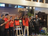 Direktur Marketing Telkomsel Lionel Chng saat konferensi pers, Selasa (5/5/2026). (CNBC Indonesia/Novina Putri Bestari)