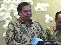 Menko Perekonomian Airlangga Hartarto dalam Konferensi Pers Pertumbuhan PDB TW-1 Tahun 2026. (Tangkapan Layar Youtube)