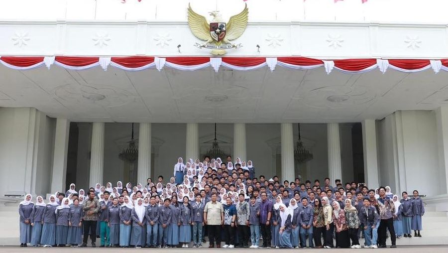Presiden menerima Forum OSIS se-Jawa Barat di Istana Negara, Jakarta, Selasa (5/5/2026).