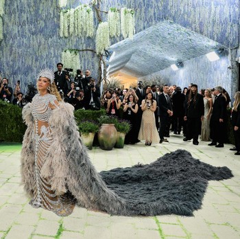 Beyonce poses during the Met Gala, an annual fundraising gala held for the benefit of the Metropolitan Museum of Art's Costume Institute with this year's theme 'Costume Art' in New York City, New York, U.S., May 4, 2026. REUTERS/Daniel Cole     TPX I