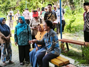 7 Keluarga Korban Longsor Sukorejo Semarang Diungsikan ke Pesantren