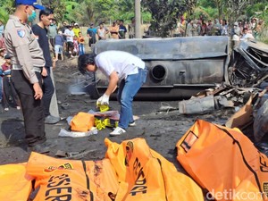 Sopir dan Kernet Truk BBM yang Tewas Ditabrak Bus ALS Kerabat Bupati Muratara