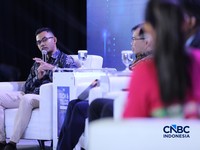 Cyber Security Consultant, Sangfor Technologies Indonesia, Akhmad Rezha saat menyampaikan pemaparan dalam Tech & Telco Forum 2026 di Jakarta, Rabu (6/5/2026). (CNBC Indonesia/Tri Susilo)