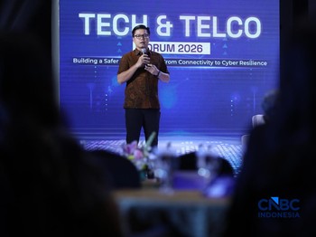 Commercial Lead AMD Indonesia, Brando Lubis saat menyampaikan pemaparan dalam Tech & Telco Forum 2026 di Jakarta, Rabu (6/5/2026). (CNBC Indonesia/Tri Susilo)