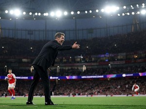 Simeone Belum Kalah Lawan Man United