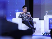 Direktur Guru Pendidikan Menengah dan Pendidikan Khusus Arif Jamali saat menyampaikan pemaparan dalam Tech & Telco Forum 2026 di Jakarta, Rabu (6/5/2026). (CNBC Indonesia/Tri Susilo)