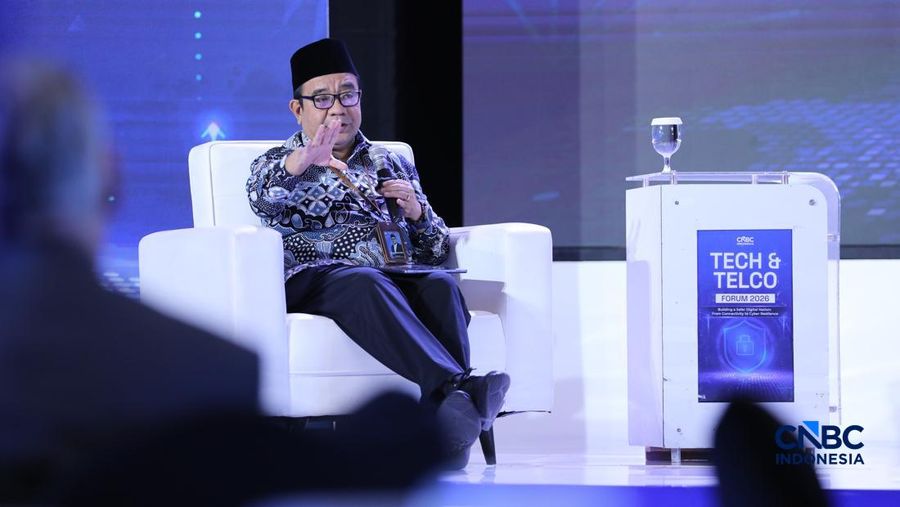 Direktur Guru Pendidikan Menengah dan Pendidikan Khusus Arif Jamali saat menyampaikan pemaparan dalam Tech & Telco Forum 2026 di Jakarta, Rabu (6/5/2026). (CNBC Indonesia/Tri Susilo)